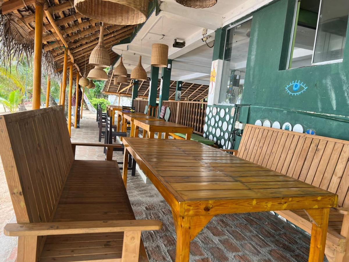 Frangipani Beach Villa Tangalle Buitenkant foto