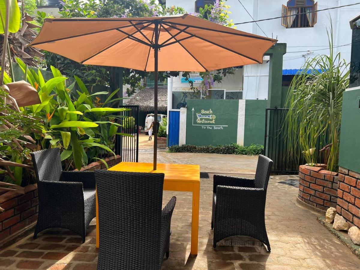 Frangipani Beach Villa Tangalle Buitenkant foto