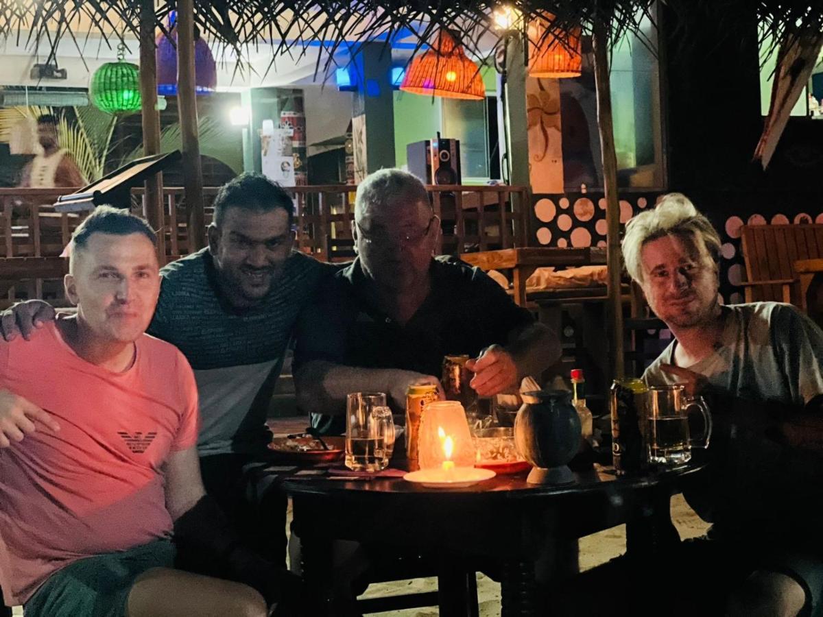 Frangipani Beach Villa Tangalle Buitenkant foto