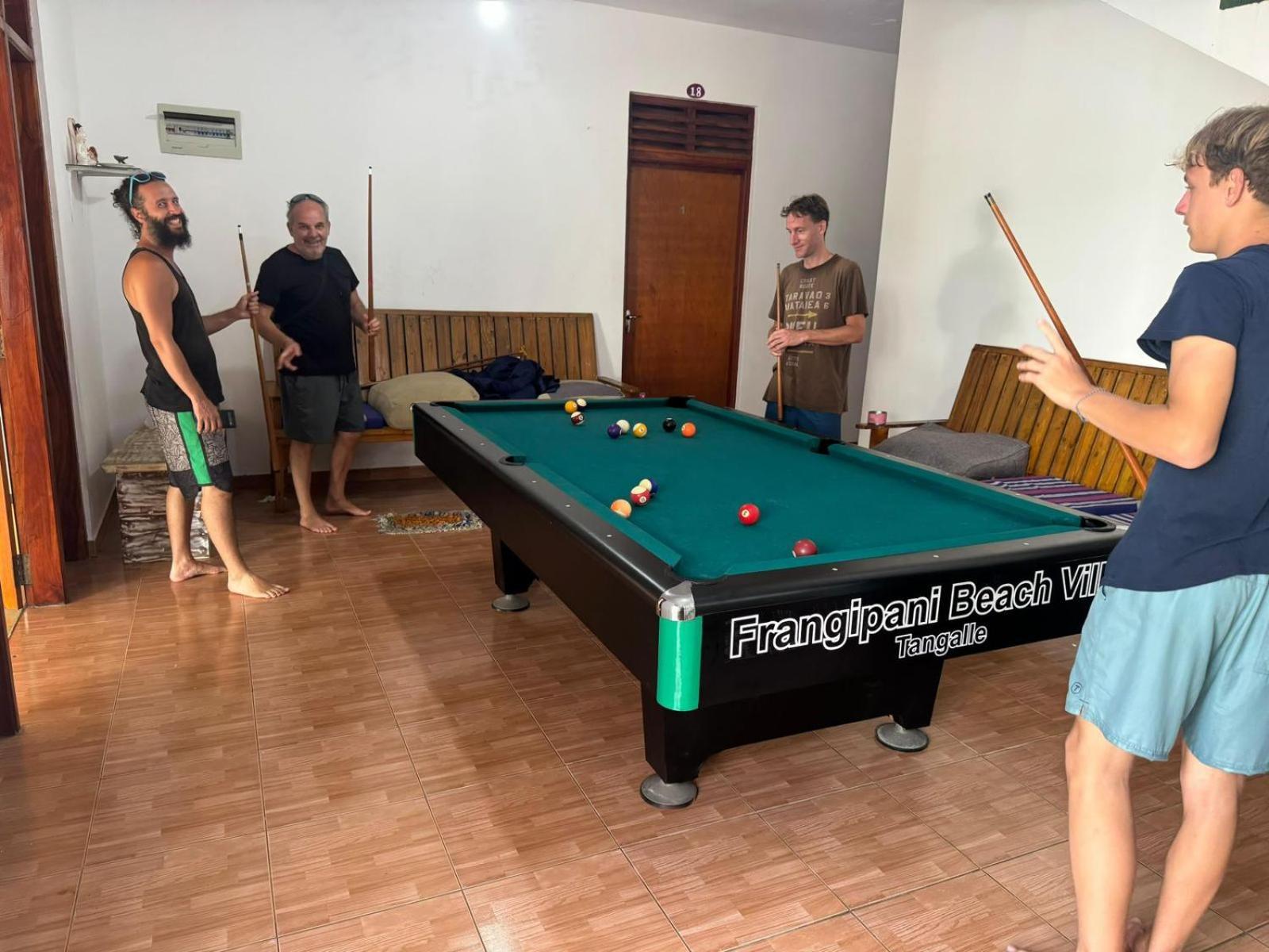 Frangipani Beach Villa Tangalle Buitenkant foto