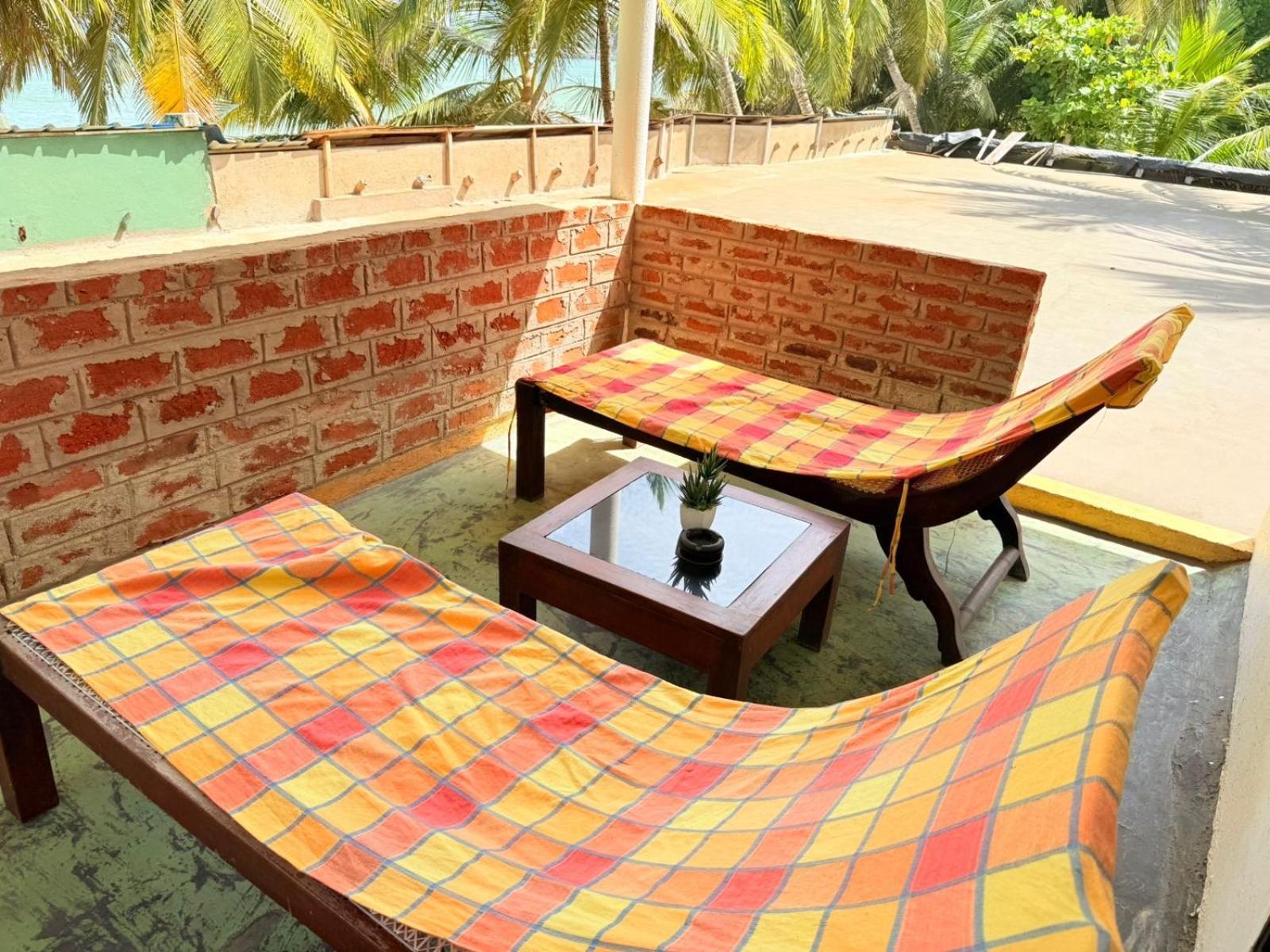 Frangipani Beach Villa Tangalle Buitenkant foto